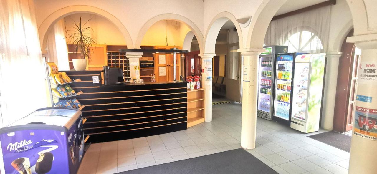 Sio Hostel Siófok Eksteriør bilde