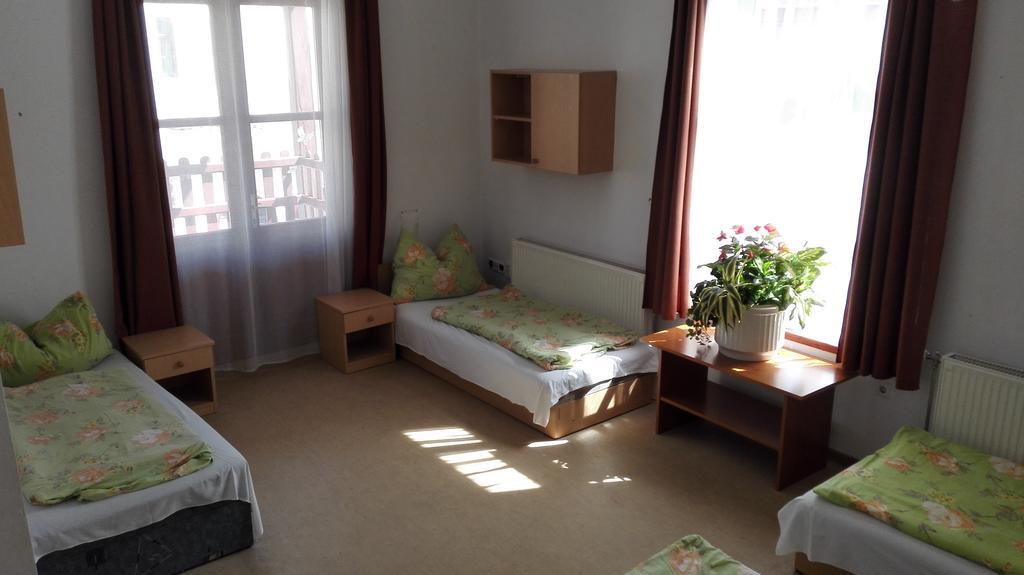 Sio Hostel Siófok Eksteriør bilde