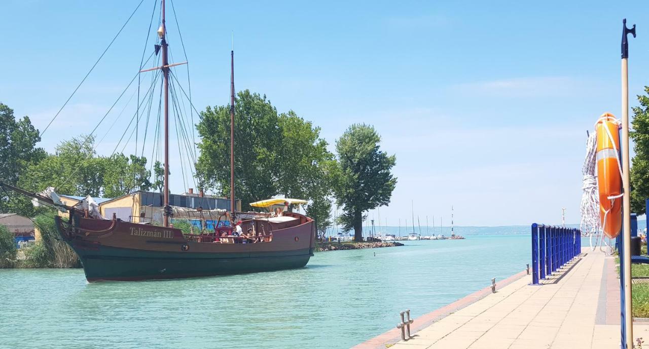 Sio Hostel Siófok Eksteriør bilde