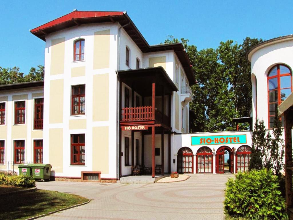 Sio Hostel Siófok Eksteriør bilde