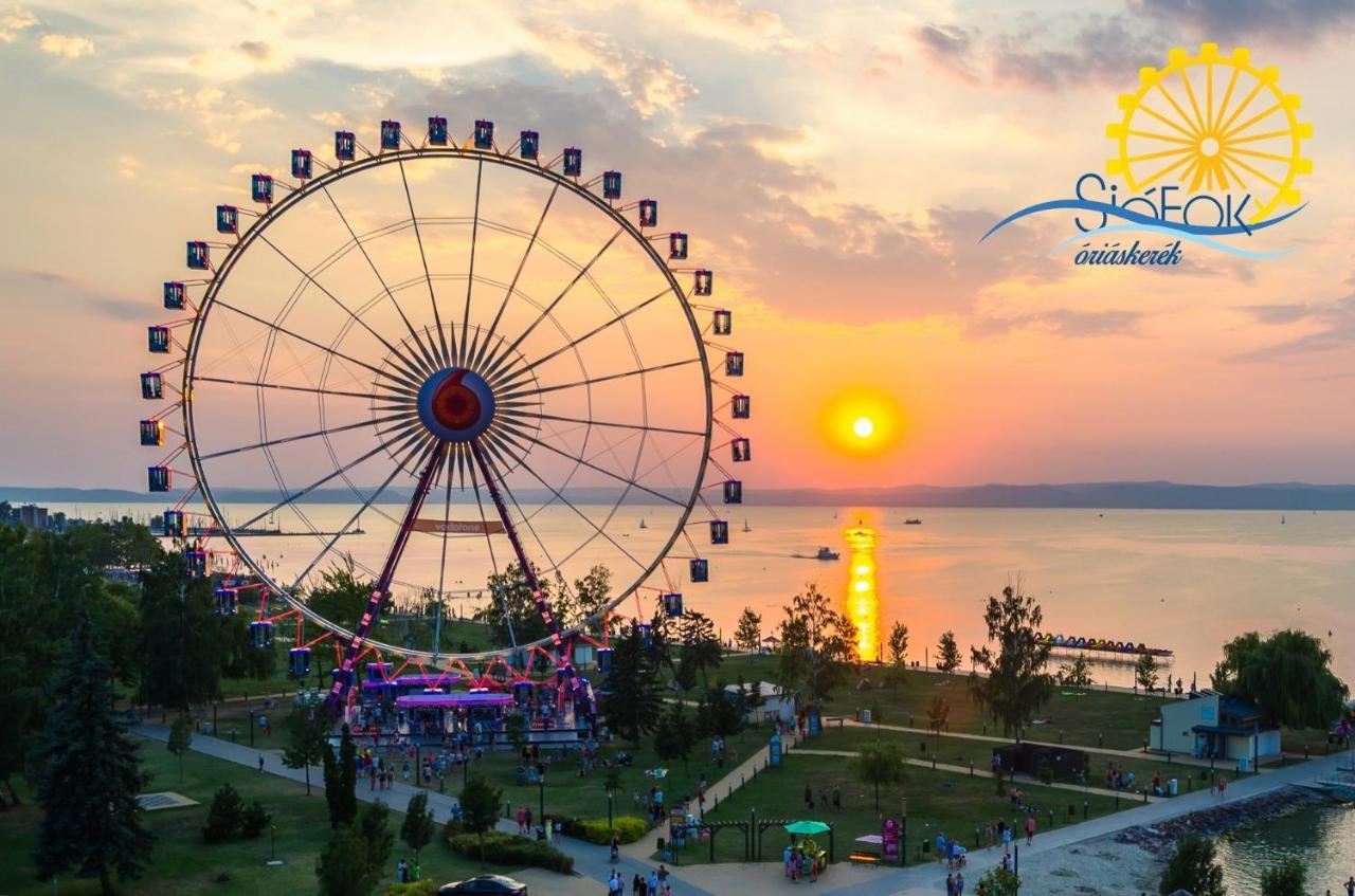 Sio Hostel Siófok Eksteriør bilde